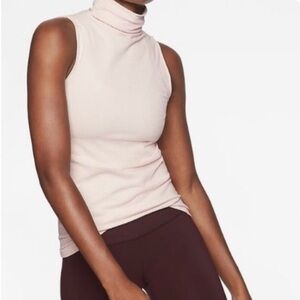 Athleta Sleeveless Turtleneck Blush Chevron Top M Athleisure